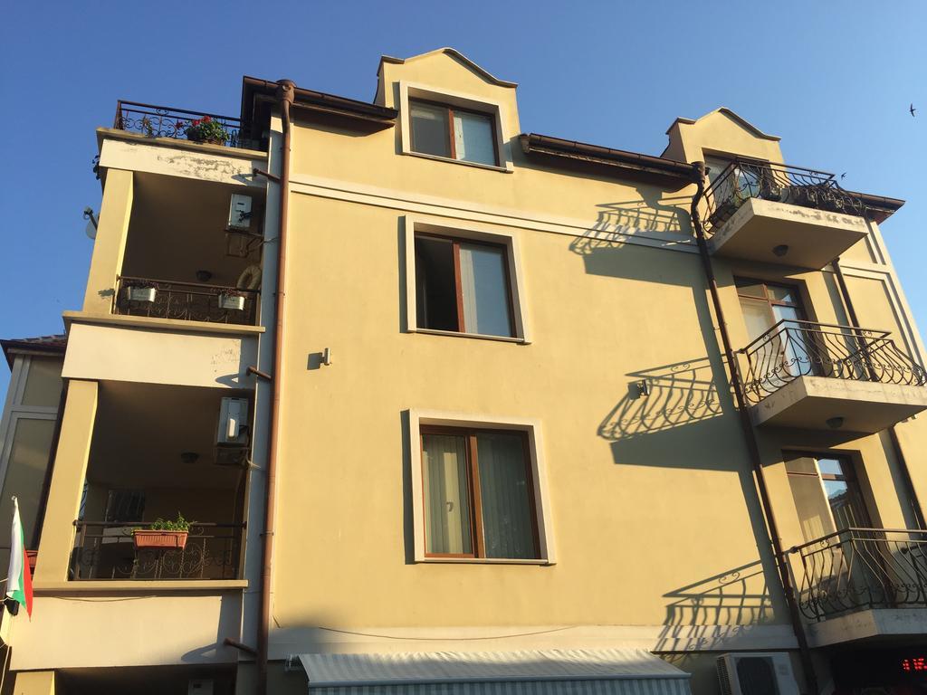 Art Apartments - Pomorie Exterior photo